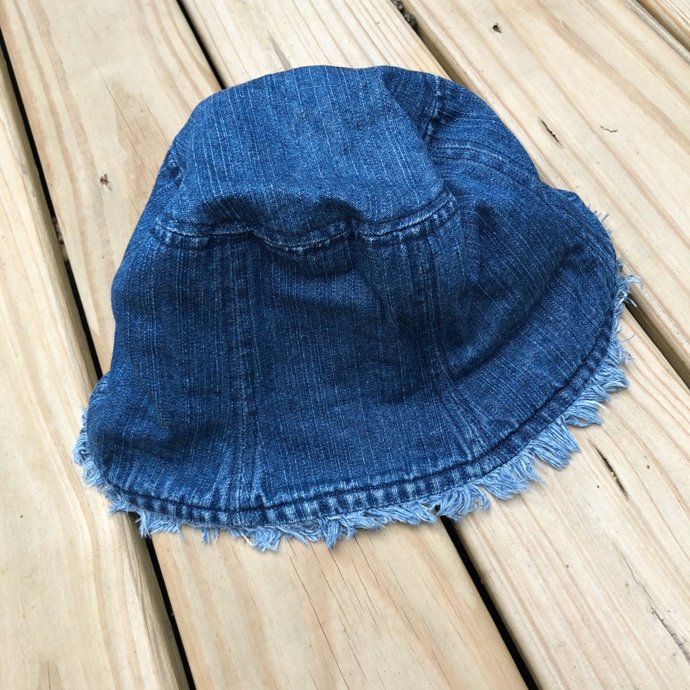 Blue bucket hat